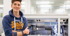 Nils B., Azubi zum Elektroniker bei EUROIMMUN